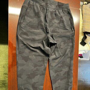Men's Medium Lululemon Track Pants